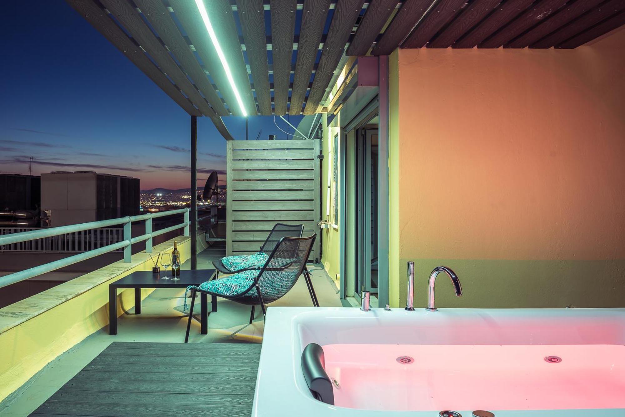 Acropolis View Mini Sky Suite & Hot Tub Atenas Exterior foto